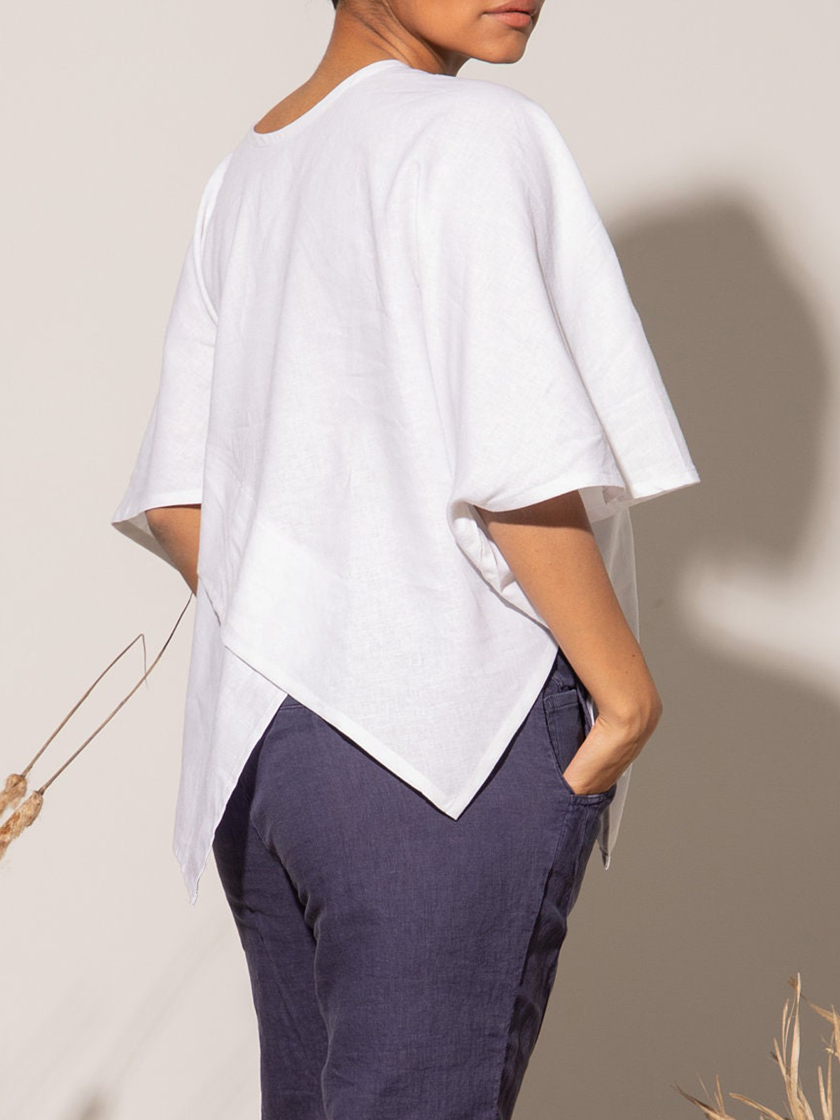 Cotton And Linen Crew Neck Irregular Hem Short Sleeve T-Shirt Cotton And Linen Crew Neck Irregular Hem Short Sleeve T-Shirt