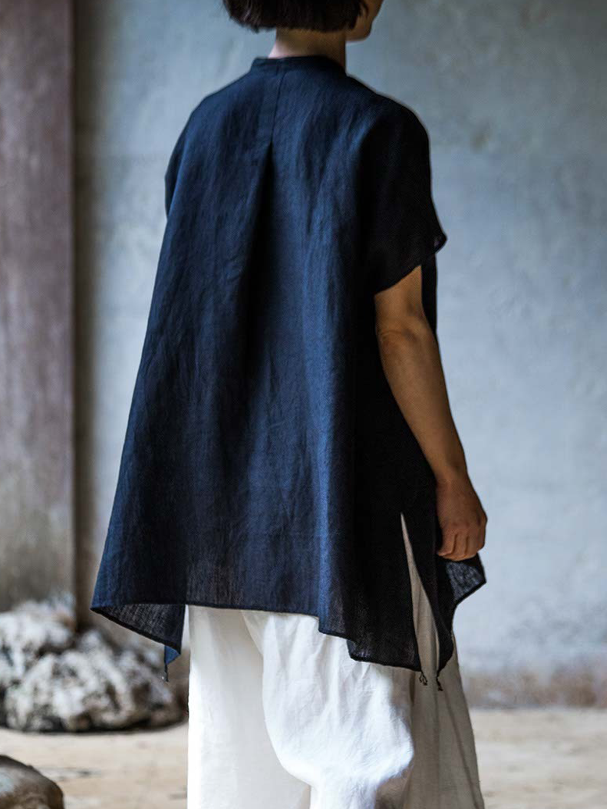 Cotton And Linen Stand Collar Plain Sleeveless Blouse Cotton And Linen Stand Collar Plain Sleeveless Blouse