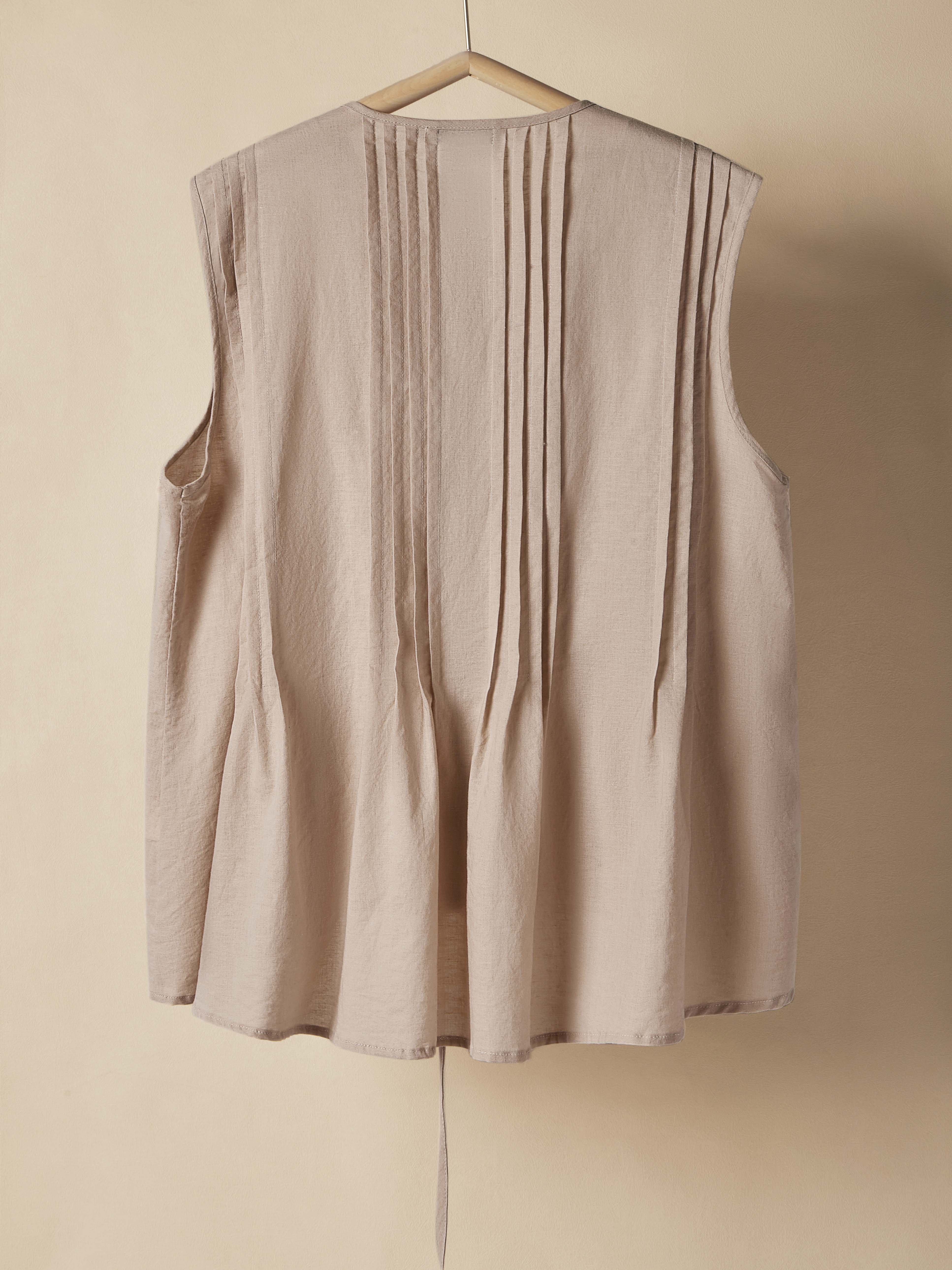Cotton And Linen Crew Neck Button Design Pleats Sleeveless Tank Top Cotton And Linen Crew Neck Button Design Pleats Sleeveless Tank Top